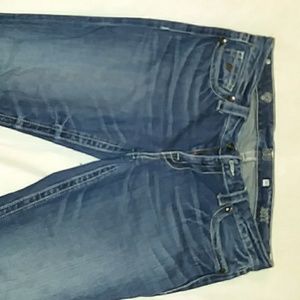 D9 jeans